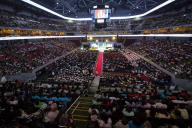 La Mall of Asia arena gremita dalle famiglie filippine