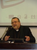 Anche l'arcivescovo Valentinetti, interverrà all'evento conclusivo del progetto Aids