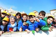 Un gruppo di fedeli presenti all'udienza generale