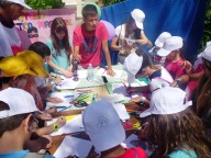 Alcuni ragazzi protagonisti di un laboratorio creativo alla Festa degli oratori