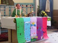 Don Marco Pagniello, presiede la Santa Messa