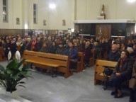 I fedeli presenti nella chiesa di San Luigi Gonzaga