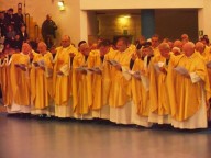 Una parte deigli oltre cento sacerdoti concelebranti