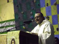 L'arcivescovo Valentinetti pronuncia l'omelia